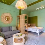 Sunstone - Cozy W Terrace In Apartment